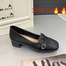 Load image into Gallery viewer, Ladies Leather Slip-On Heels (36062L)