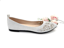 Load image into Gallery viewer, Ladies Pointed Toe Flat Shoe (35997L)