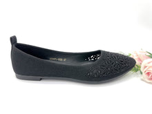 Load image into Gallery viewer, Ladies Pointed Toe Flat Shoe (35997L)