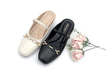 Load image into Gallery viewer, Ladies Slip-On Flat Shoe (35914L)