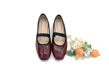 Load image into Gallery viewer, Ladies Mary Jane Flat Shoe (35920L)