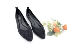 Load image into Gallery viewer, Ladies Pointed Toe Flat Shoe (35994L)