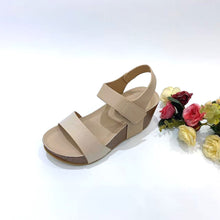 Load image into Gallery viewer, Ladies Strap Wedges (35958L)