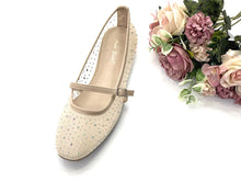 Load image into Gallery viewer, Ladies Flats Covered Shoes With Strap 36082L Stylish Practical Design for Everyday Wear