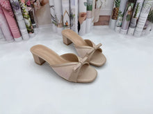 Load image into Gallery viewer, Ladies Slip-On Heels Shoes Ribbon Design (35483L)