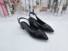 Load image into Gallery viewer, Ladies Pointed Toe Heels Buckle Design (N136)