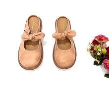 Load image into Gallery viewer, Ladies Slip-On Shoe 36026L - Versatile &amp; Stylish Design for Multiple Occasions
