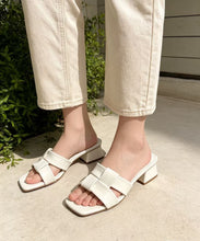 Load image into Gallery viewer, Ladies Slip-On Heels Mules (35952L)