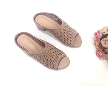 Load image into Gallery viewer, Ladies Slip-On Heels 36027L - Elegant &amp; Convenient Footwear for Various Occasions