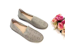 Load image into Gallery viewer, Ladies Flat Covered Shoe 36031L - Elegant &amp; Practical Design for Casual &amp; Office Wear Comfortable &amp; Versatile