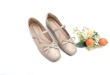 Load image into Gallery viewer, Ladies Ballerina Flats with Bow and Stud Details (36004L)