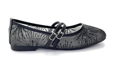 Load image into Gallery viewer, Ladies Flats Covered Shoes With Double Strap (36084L)