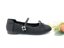 Load image into Gallery viewer, Ladies Flats Covered Shoes (36001L)