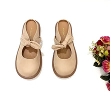 Load image into Gallery viewer, Ladies Slip-On Shoe 36026L - Versatile &amp; Stylish Design for Multiple Occasions