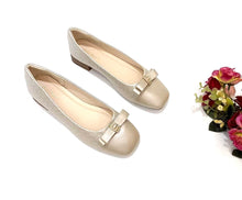 Load image into Gallery viewer, Ladies Low Heels Covered Shoe 36030L - Elegant Design for Everyday Wear &amp; Semi-Formal Events