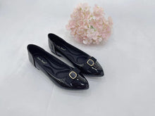 Load image into Gallery viewer, Ladies Flats Shoes Covered Toe Ribbon Design Slip-On (35536L)