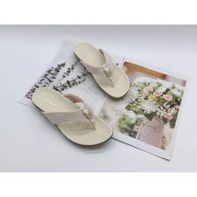 Load image into Gallery viewer, Ladies Flat Sandals Slip-On Shoes (N145)